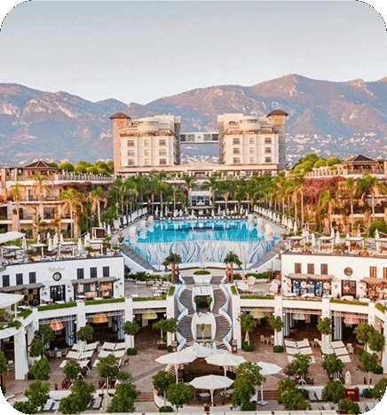 Cratos Premium Hotel / Kıbrıs